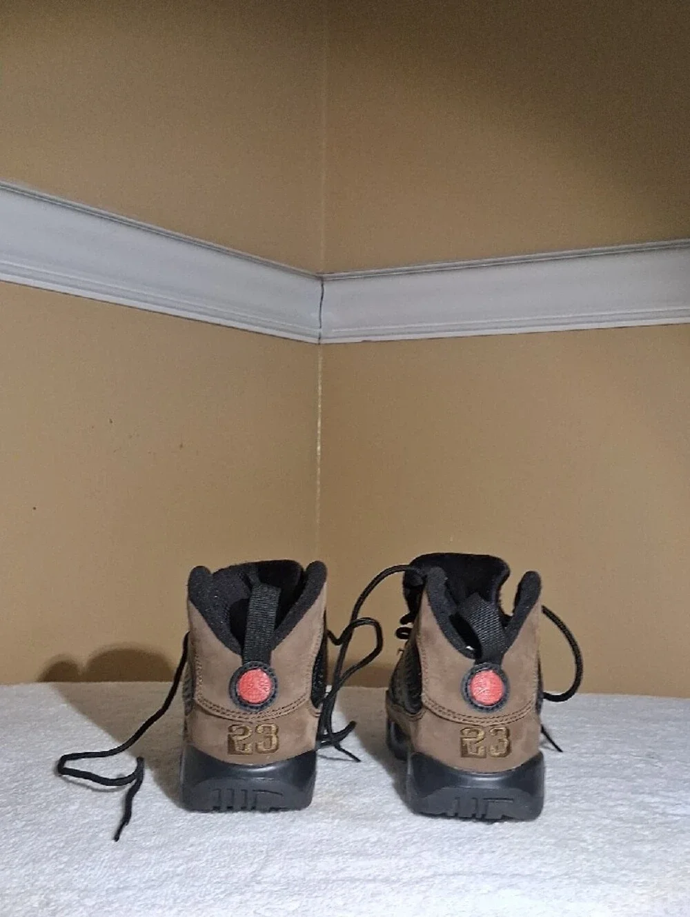 Jordan Boy's Black and Brown Lace-Up Hiking Boots